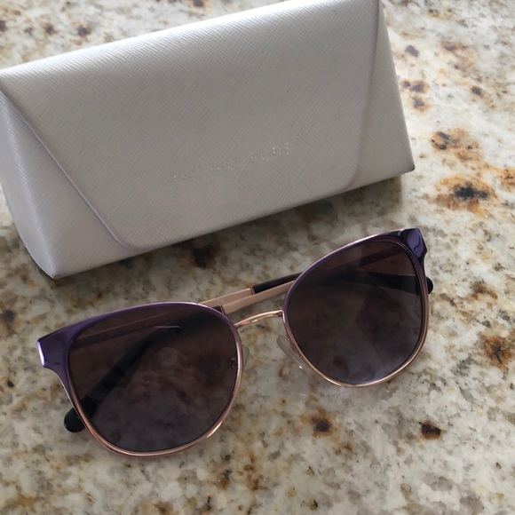 Michael Kors Sunnies 😎 - Picture 2 of 4